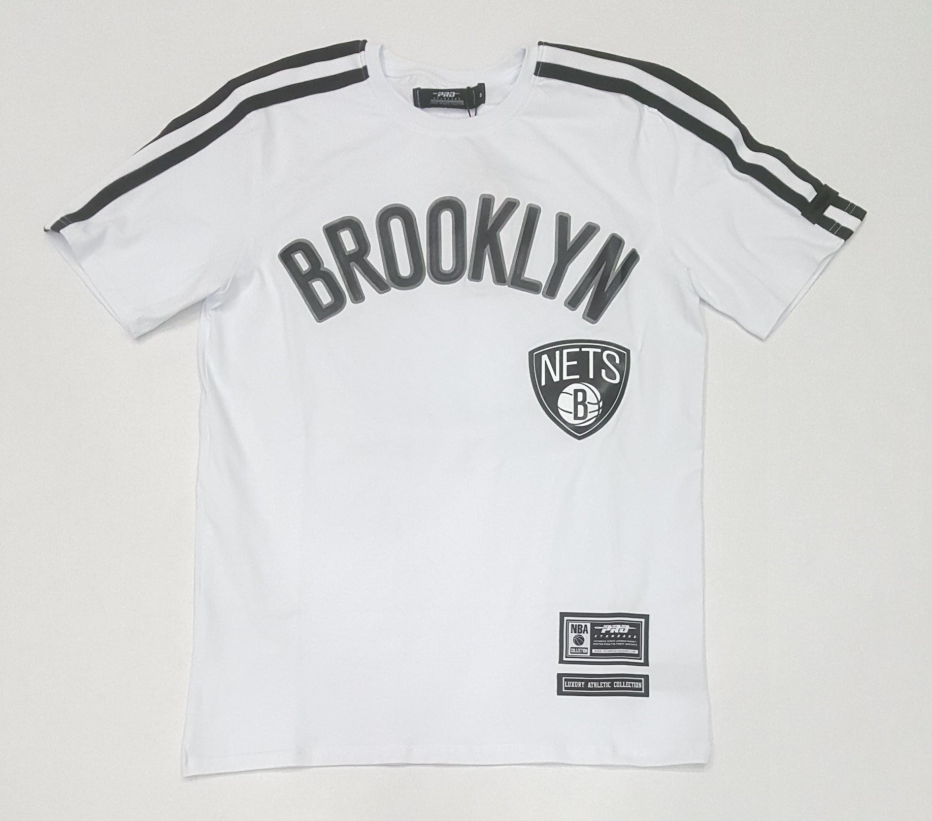 Pro Standard White Brooklyn Nets Logo Pro Team Taping Shirt